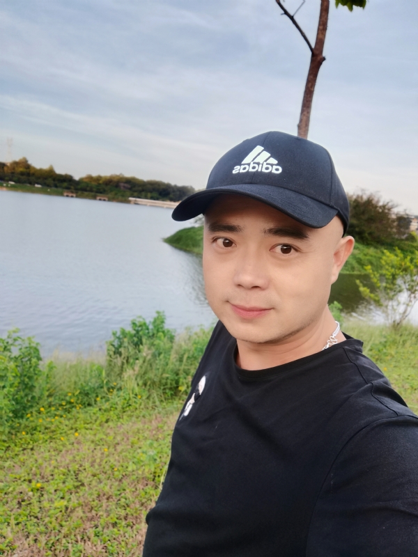 石头哥的第一张照片--广州父母相亲团