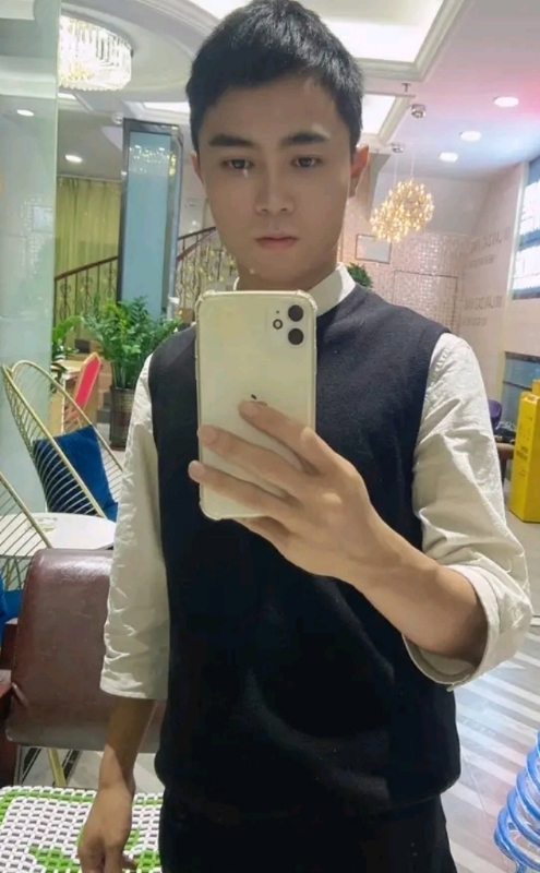 小叶的第一张照片--广州父母相亲团